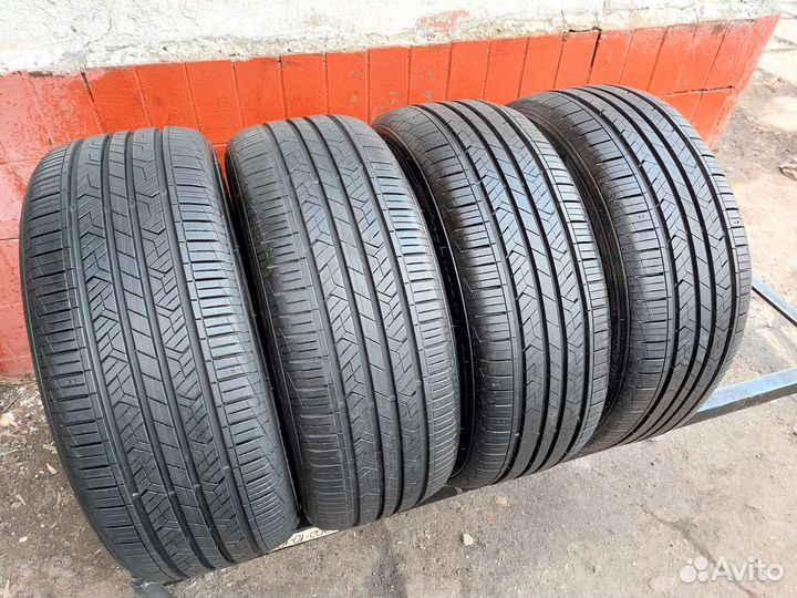 Hankook Kinergy EX H308 215/50 R17 95V