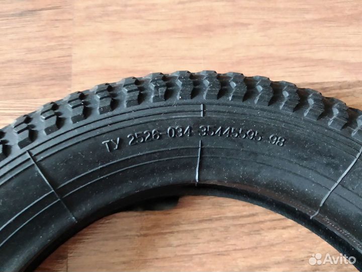 Покрышка для детской коляски новая