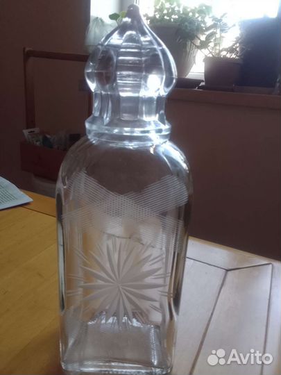 Хрустальные графин с рюмками СССР