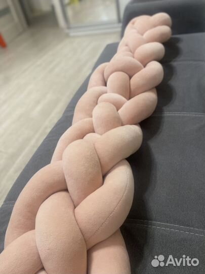 Бортик на кроватку косичка