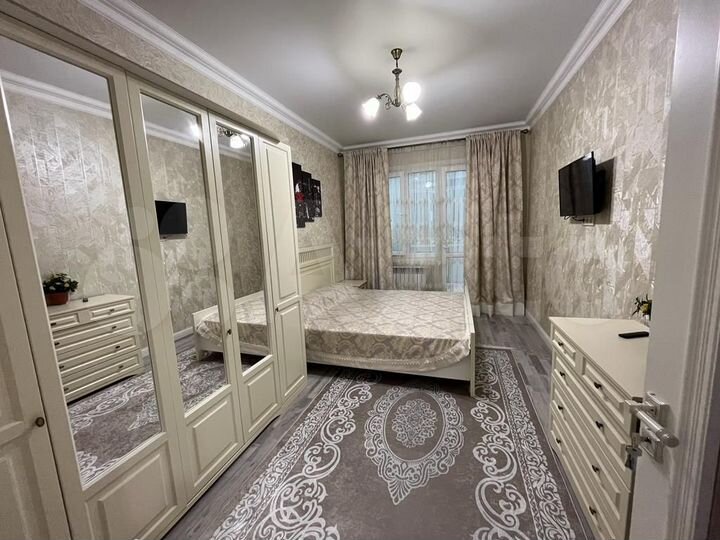 2-к. квартира, 68 м², 11/12 эт.