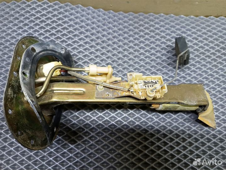 Бензонасос в сборе Субару Форестер