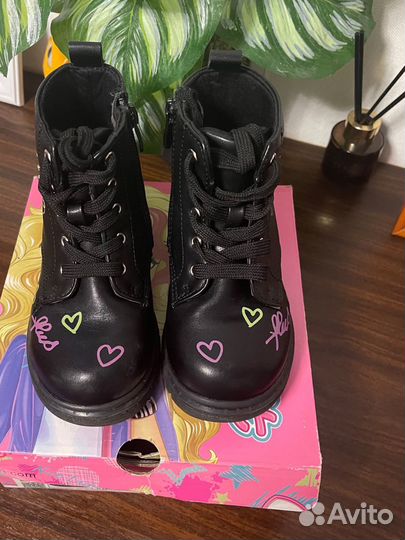 Ботинки для девочки