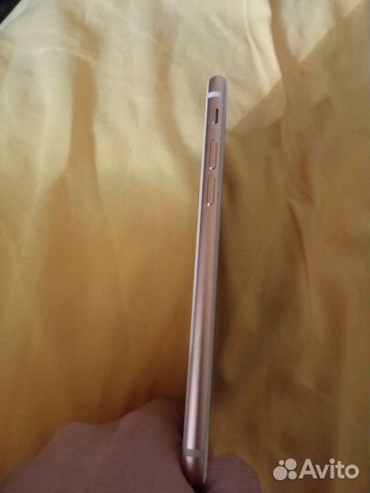 Телефон iPhone 8 64 gb