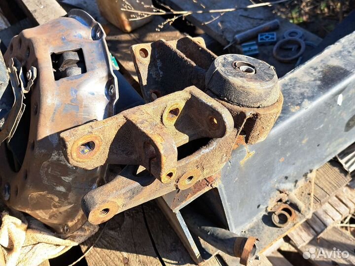 Кронштейн крепления генератора газ,паз