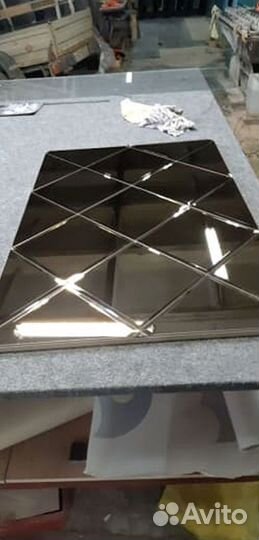 Зеркальное панно с фацетом