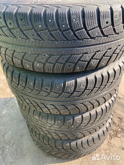 Зимние шипованные колеса 195/65/15