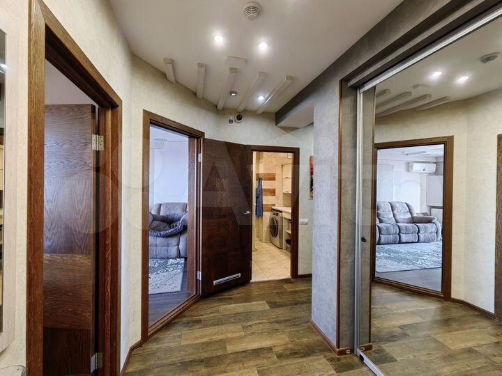 5-к. квартира, 137,3 м², 9/10 эт.