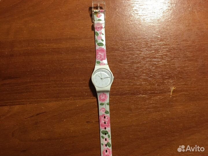 Часы watch