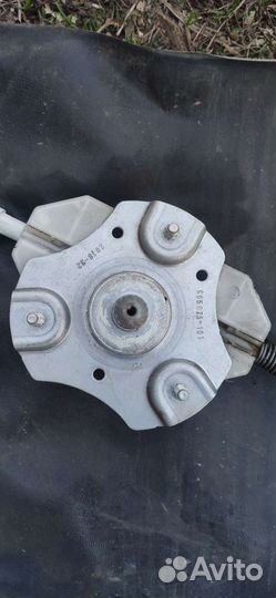 Стеклоподъёмник левый задний гранта