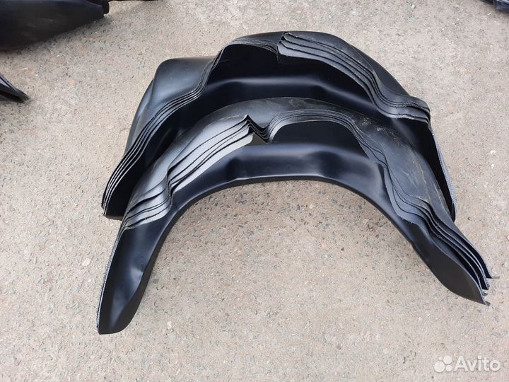 Подкрылки Honda CR-V I задние полные