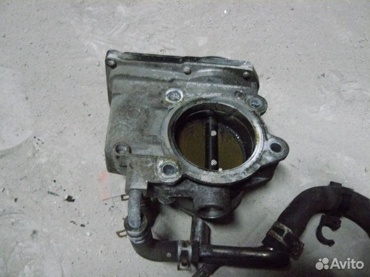 Дроссельная заслонка Suzuki SX4 2011г