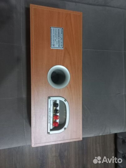 Wharfedale diamond 8 centre