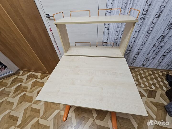 Растущая парта деми