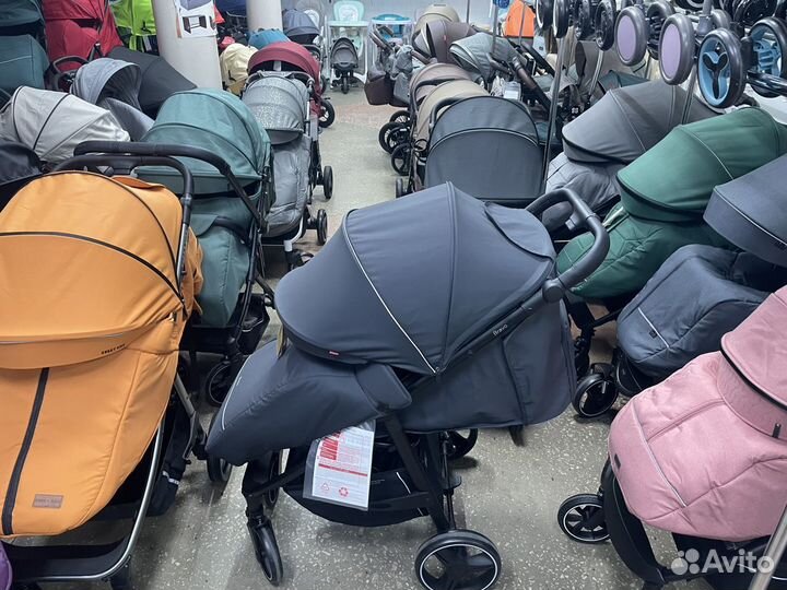 Коляска прогулочная Carrello Bravo plus и Bravo