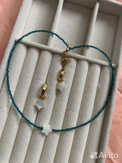 Чокер из шпинели со звездой из перламутра