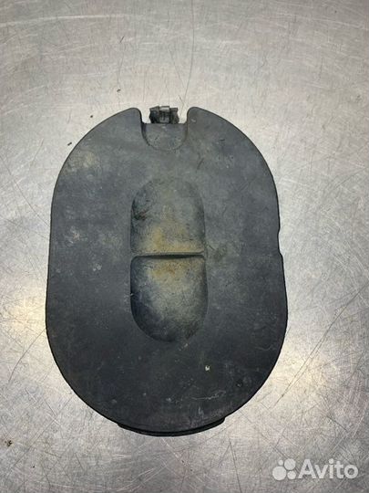 Заглушка Renault Megane 2 LM2Y K4M 2009