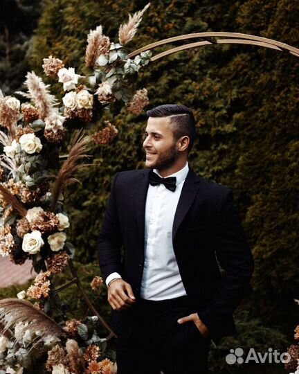 Ведущий, шоумен, организатор