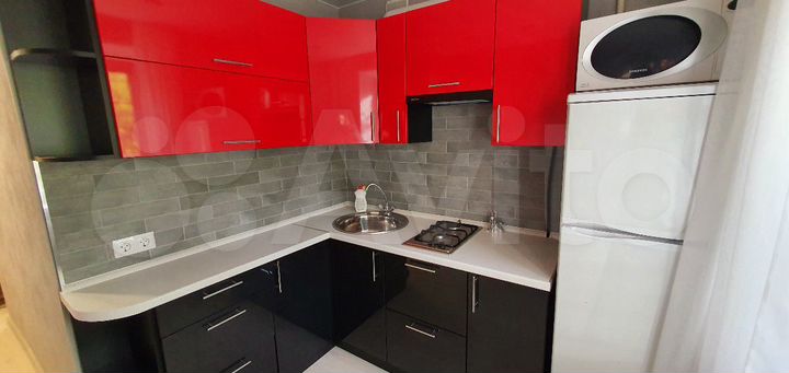 2-к. квартира, 52 м², 1/4 эт.