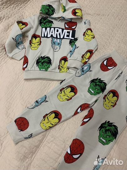 Комплект вещей новый 104