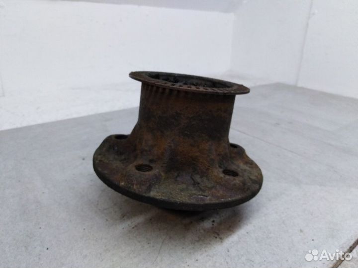 Ступица передняя Мерседес