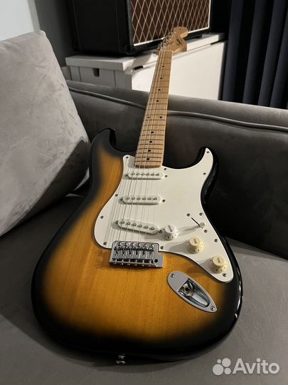 Fender squier affinity stratocaster