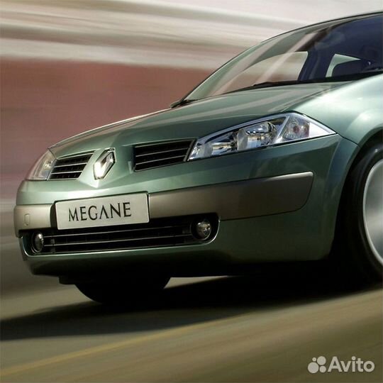 Бампер передний в цвет Renault Megane 2