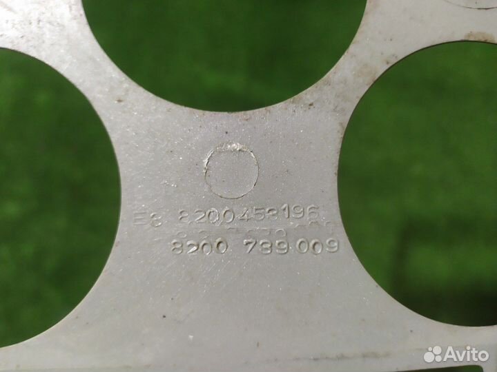 Накладка консоли Renault Logan седан 1.4 2007