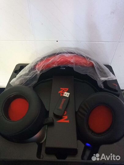 Игровая гарнитура беспроводная новая