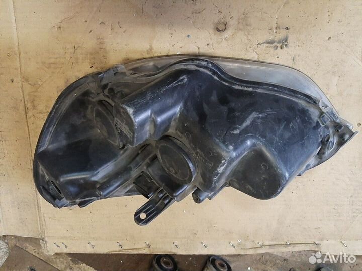 Фара правая Ford S-Max / Galaxy 2