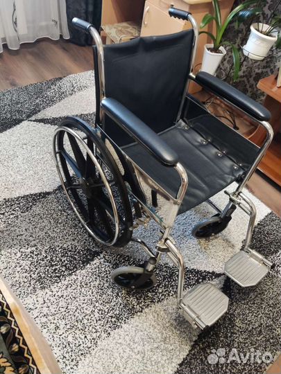 Инвалидная коляска