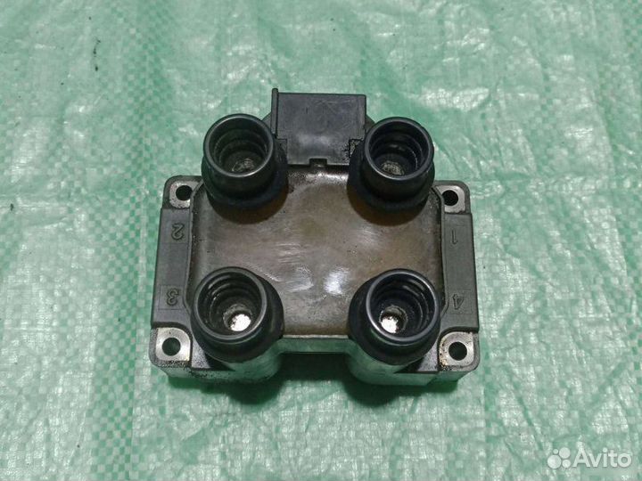 Катушка зажигания Ford Mondeo 1