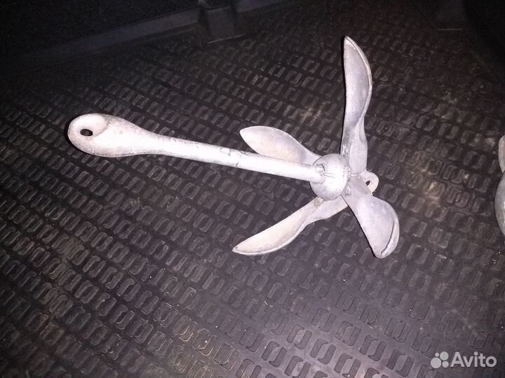 Якорь-кошка