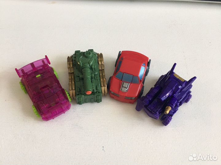 Автомобиль-трансформер Hasbro