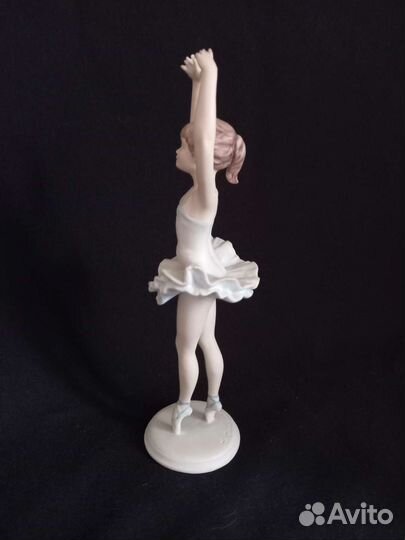 Статуэтка фарфор юная балерина Германия 60-70г