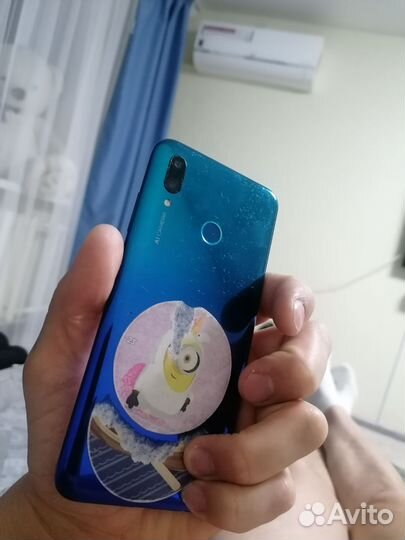Телефон Huawei