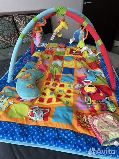 Развивающий коврик