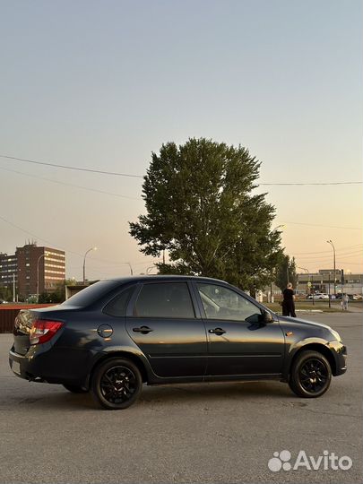 LADA Granta 1.6 МТ, 2013, 150 000 км