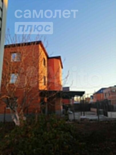 Дом 378 м² на участке 7,9 сот.