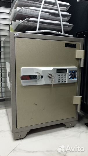 Огнестойкий сейф Topaz BS - T610