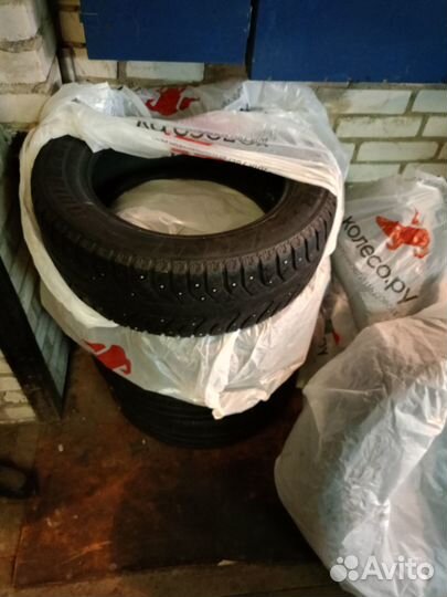 Bridgestone Ice Cruiser 7000S 205/55 R16