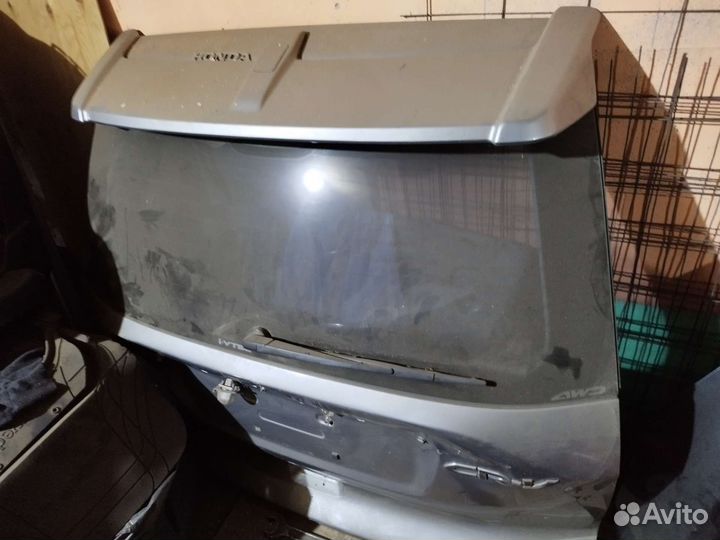 Дверь Багажника на Honda-CRV