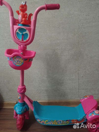 Самокат детский трехколесный