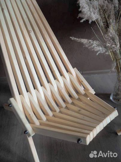 Лежаки для бассейна