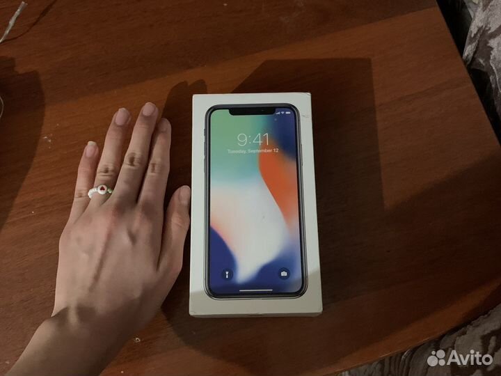 Коробка от iPhone X