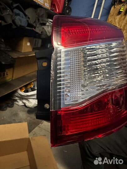 Фары задний Nissan Qashqai j11