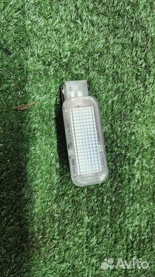 Плафон салонный Audi A8 D3 4E 2004-2010