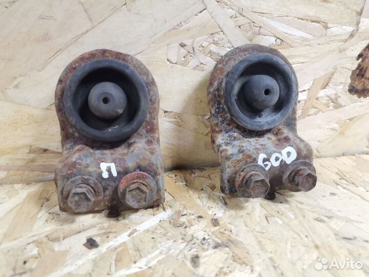 Кронштейн радиатора kia ceed 1 ed