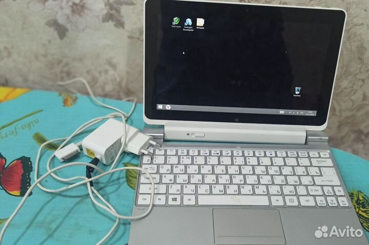 Планшет Acer с клавиатурой
