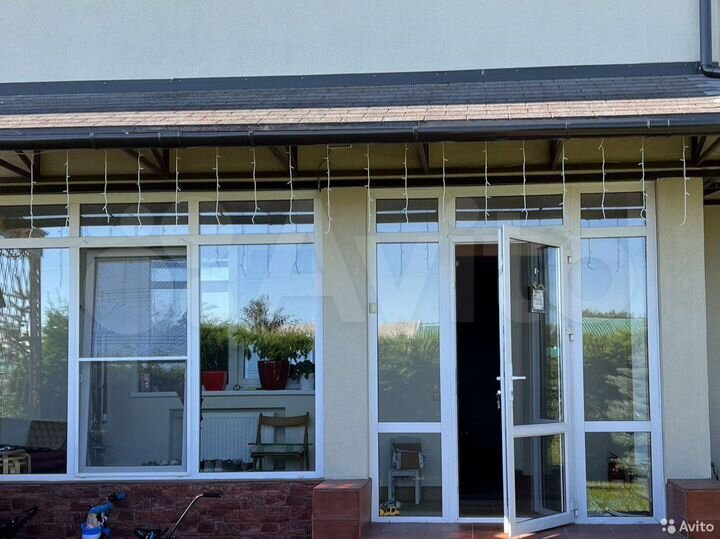 Дом 200 м² на участке 2 сот.